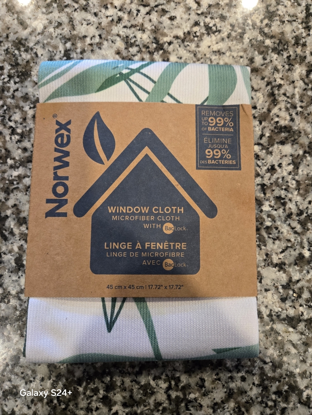 New Norwex Green Leaf Window Cloth - Microfiber Cleaning Cloth